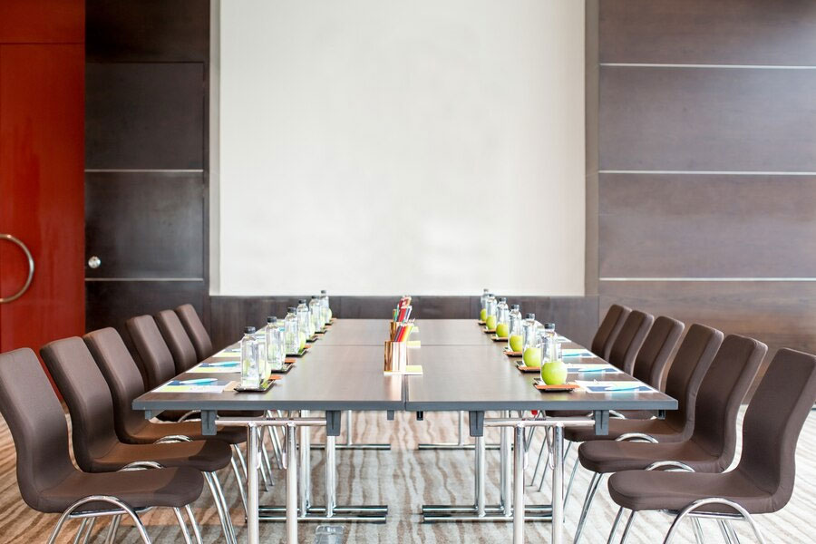 Best Conference Table Manufacturer in Ahmedabad